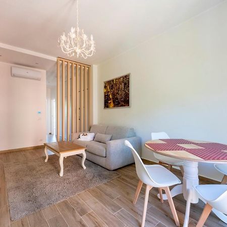Joivy Lele Apartment With Swimming Pool Рапало Екстериор снимка