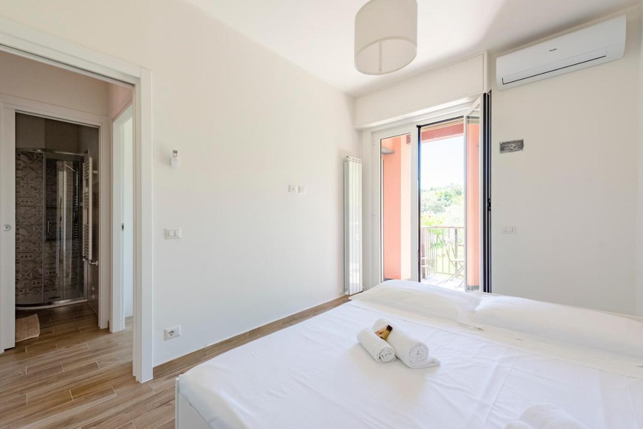 Joivy Lele Apartment With Swimming Pool Рапало Екстериор снимка