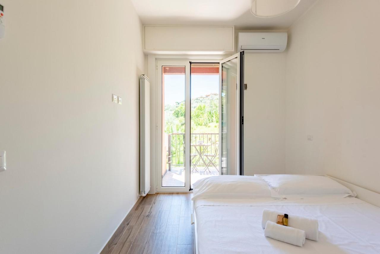 Joivy Lele Apartment With Swimming Pool Рапало Екстериор снимка